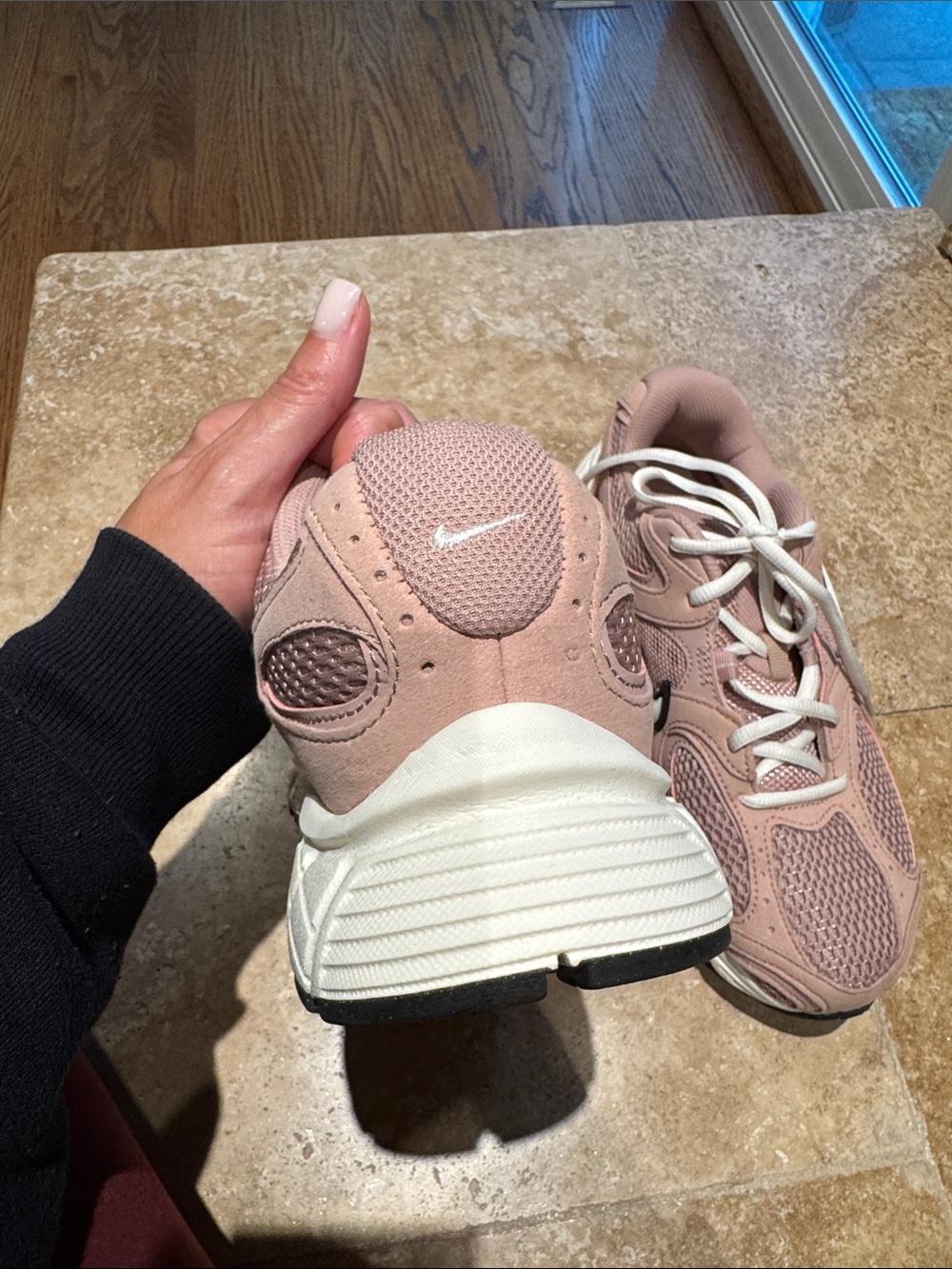 NIKE V5 RNR - Picture 7 of 9